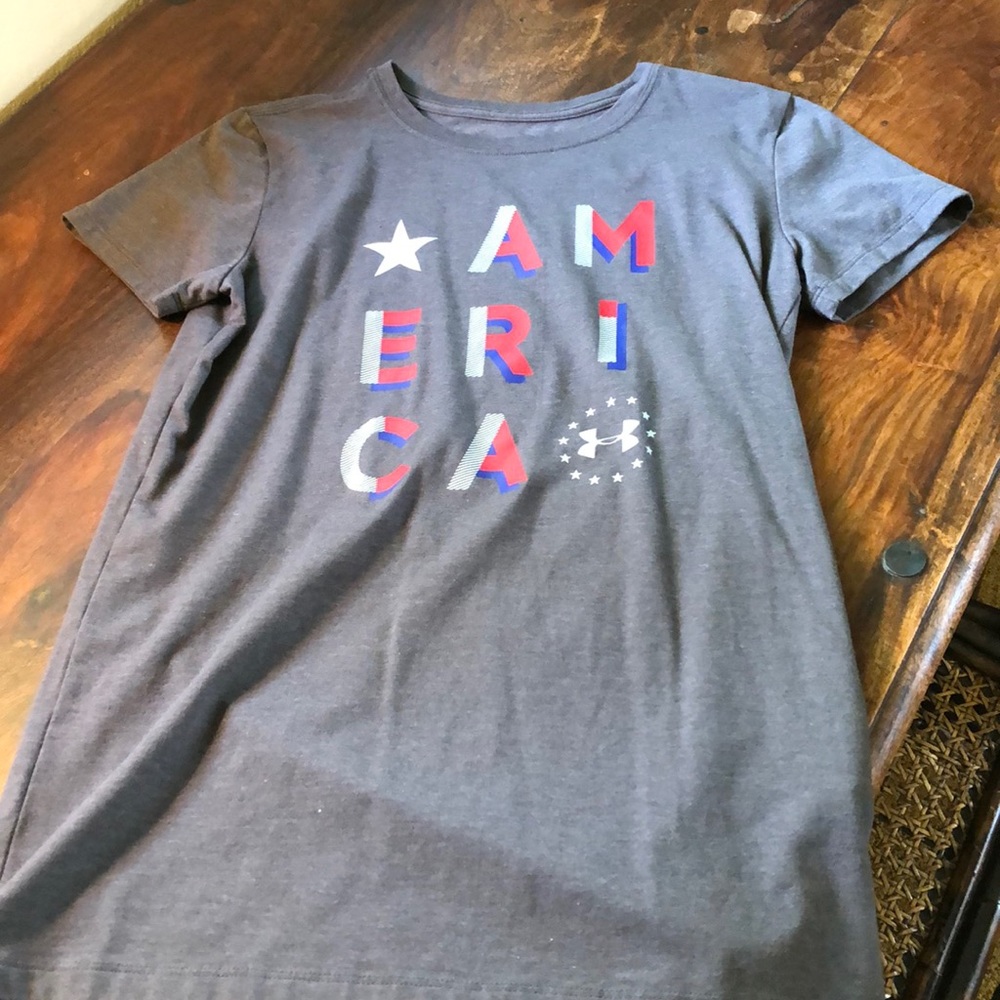 Ladies Under Armour graphic tee